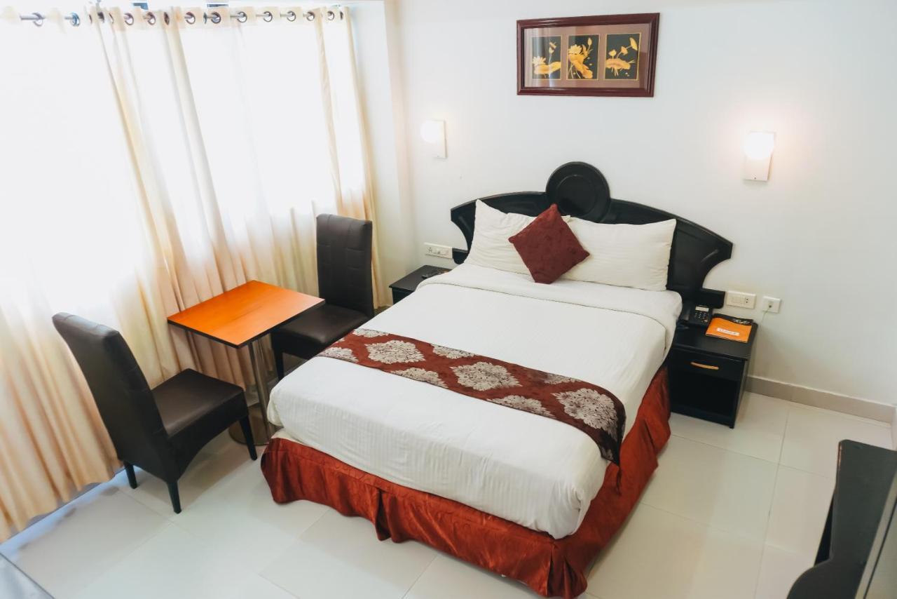 Chothys Park Thiruvananthapuram Ngoại thất bức ảnh