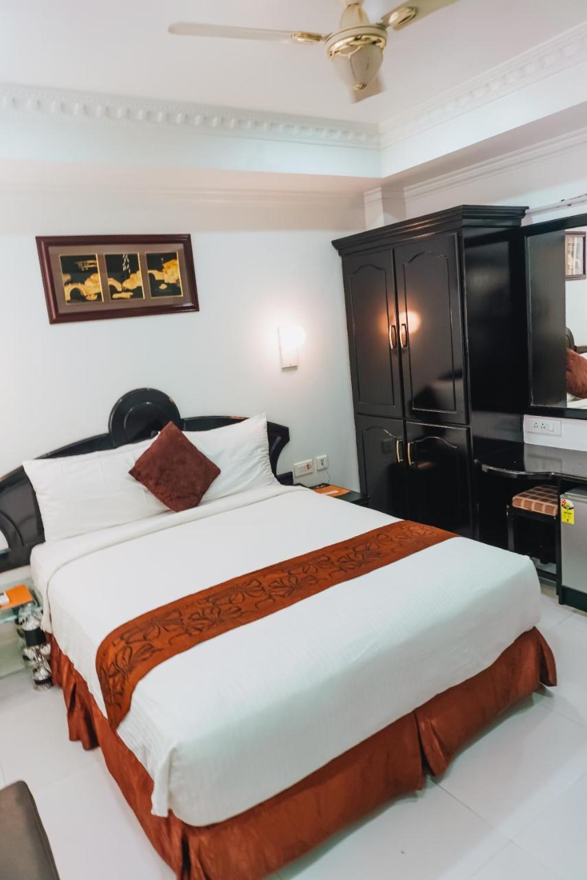 Chothys Park Thiruvananthapuram Ngoại thất bức ảnh