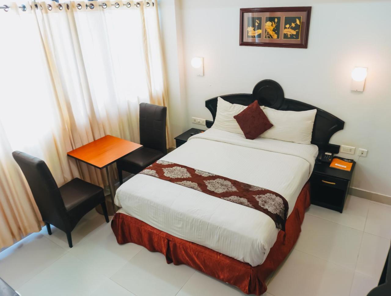 Chothys Park Thiruvananthapuram Ngoại thất bức ảnh